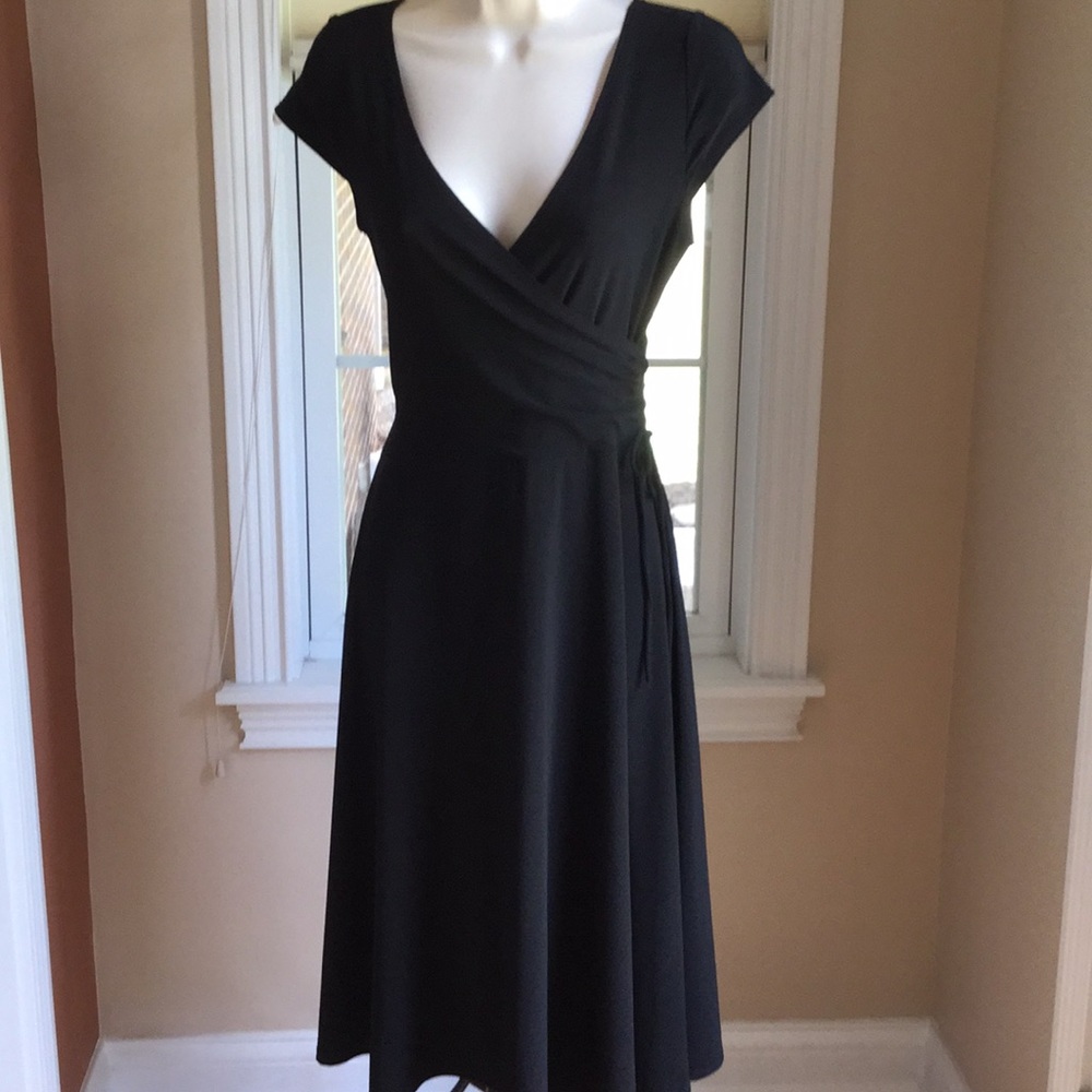 EUC Little Black Dress w/shirred side tie detail